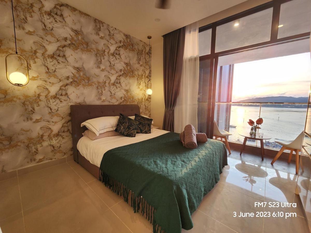 Seaview Luxury Suites At The Shore Kota Kinabalu Exterior photo